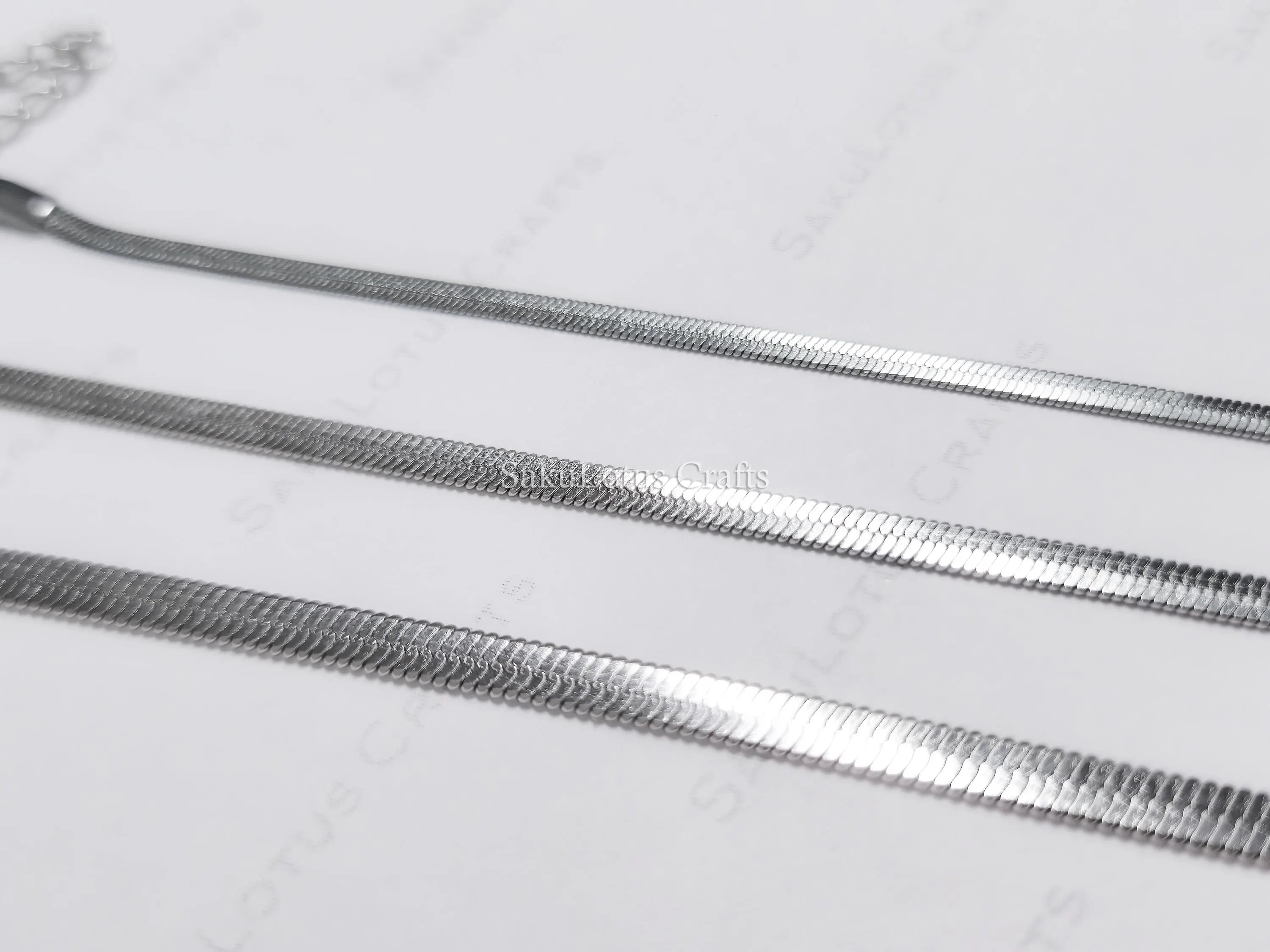 Herringbone Bracelet • 18K Gold PVD or Silver Stainless Steel • 2.5mm 3.3mm 4mm • 6.25" + 1.5" Extender